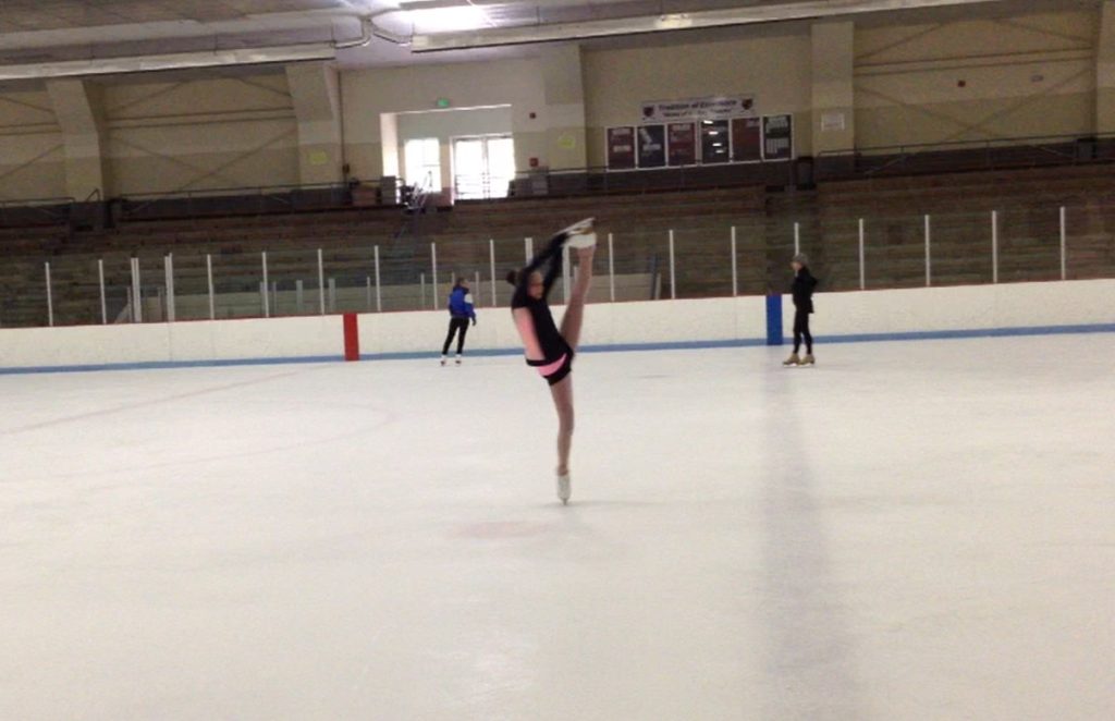 Level 4 Combination Spin — Change of Edge – Kim's Spinergy